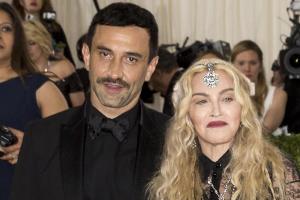 Star-Designer Riccardo Tisci sagt Givenchy "au revoir"
