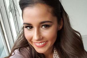 Sarah Lombardi: Will sie mit dem Liebes-Selfie ihre App pushen?