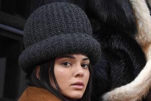 Kendall Jenner: Das hat es mit ihrem kuriosen Accessoire auf sich
