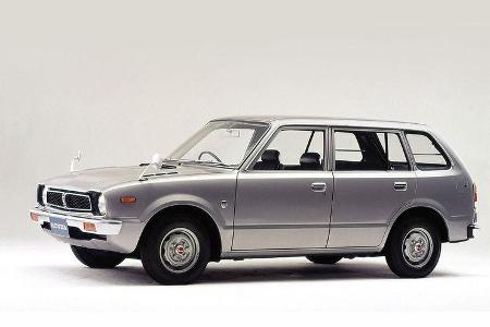 Die erste Generation wurde von 1972 bis 1979 produziert. Es gab Schrägheck (zwei- und viertürig) und Limousine (drei- und fü...