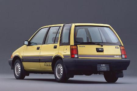 Zum ersten Mal gibt es neben Limousine und Hatchback auch eine Shuttle-Variante und ein Coupé.