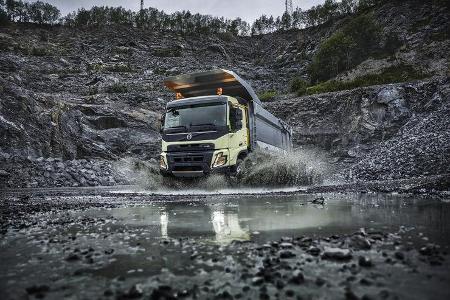 Sleipnir Glacier Truck Island 8x8 Gletscher-Bus