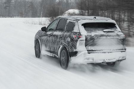 03/2021, Infiniti QX60 Erlkönig Tarnung Camouflage