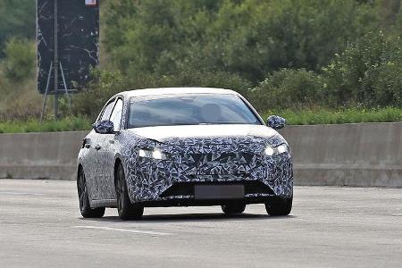 Erlkönig Peugeot 308