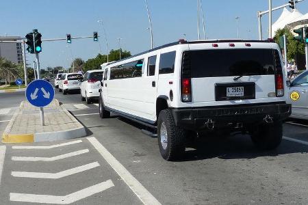 Hummer Stretchlimo - F1 Abu Dhabi 2014 - Carspotting
