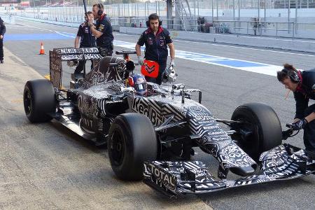 Daniil Kvyat - Red Bull - Formel 1-Test - Barcelona - 26. Februar 2015