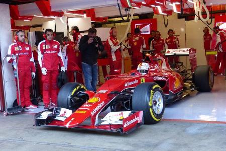 Sebastian Vettel - Ferrari - Formel 1-Test - Barcelona - 22. Februar 2015