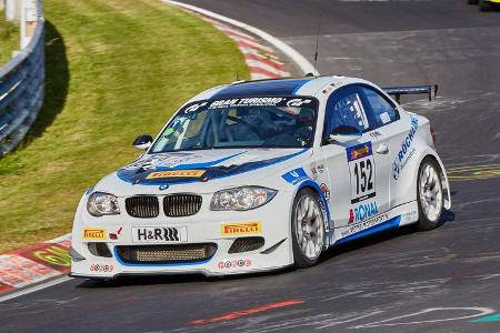 VLN 2015 - Nürburgring - BMW 1er E82 - Startnummer #152 - SP8T