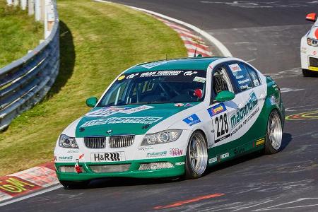 VLN 2015 - Nürburgring - BMW 330i - Startnummer #228 - SP5