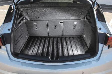 Opel Astra, Interieur