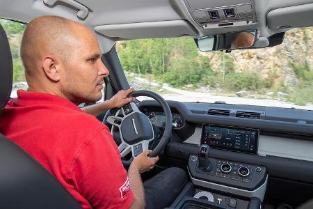 Land Rover Defender D240