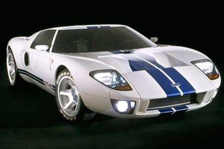 Der Ford GT wird ab 2004 in einer limitierten Stückzahl von 1.000 Exemplaren zu kaufen sein - Kaufpreis: unter 150.000 Euro.