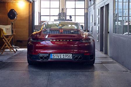 Porsche 911 Targa 4S Heritage Design Edition