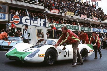 Porsche Konstrukteur Hans Mezger