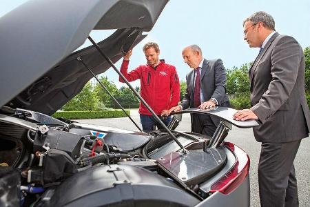 Jaguar C-X75, Paul Newsome, Mike Cross