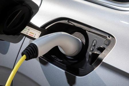 VW Touareg eHybrid