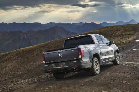 Redesigned 2021 Honda Ridgeline Pickup