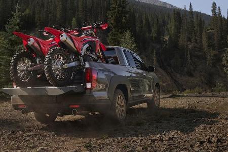 Redesigned 2021 Honda Ridgeline Pickup