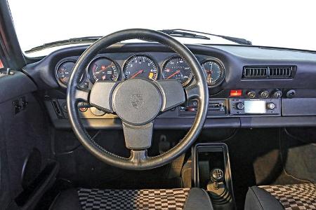 Porsche G-Modell, Cockpit