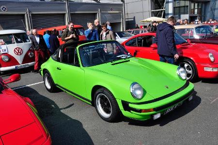 Fahrzeugmarkt der Techno Classica 2014
