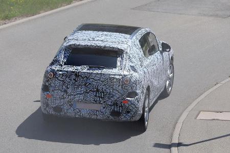 Erlkönig Mercedes EQC Crossover