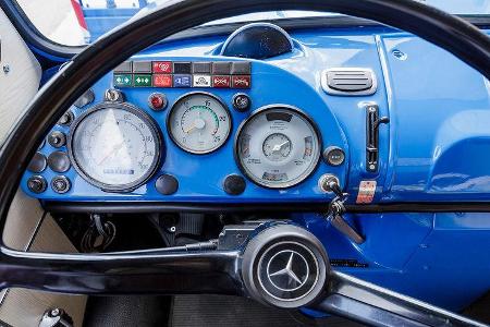 Mercedes Lkw-Cockpit Historie