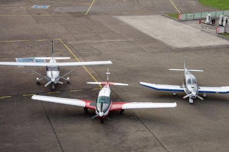 Porsche Mooney PFM 3200