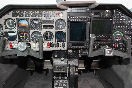 Porsche Mooney PFM 3200