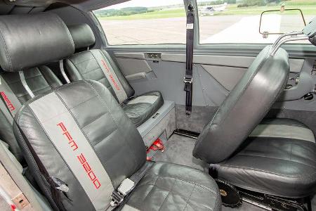 Porsche Mooney PFM 3200