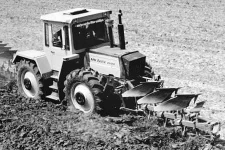 MB Trac JubilŠum und Unimog Ackerschlepper
