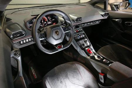 Lamborghini Huracán LP 610-4, Cockpit