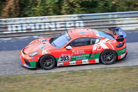 Porsche 718 Cayman GT4 - KKrämer Racing - Startnummer #303 - Klasse: Cup 3 - 24h-Rennen - Nürburgring - Nordschleife - 24. b...