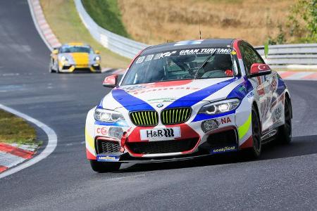 BMW M240i Racing - JJ Motorsport - Startnummer #307 - Klasse: Cup 5 - 24h-Rennen - Nürburgring - Nordschleife - 24. bis 27. ...