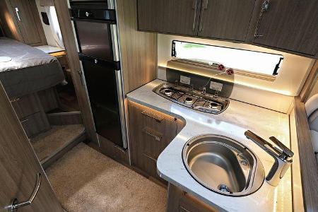 Kabe Crown i 810 LQB (2020)