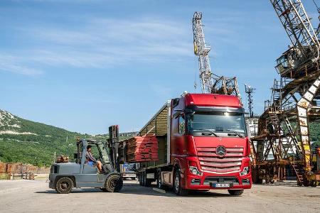 Mercedes Actros