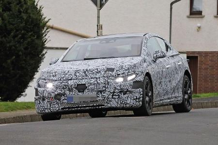 Erlkönig Mercedes EQE