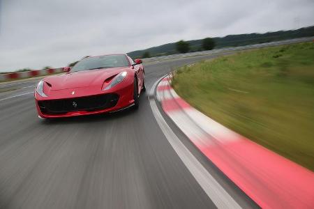 Ferrari 812 Superfast, Exterieur