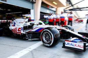 Fehlstart für Schumi und Mercedes