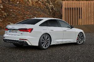 Plug-in-Hybride mit bis zu 73 Elektro-Kilometern