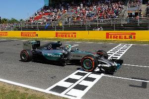 Mercedes hängt Ferrari ab