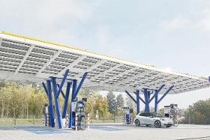Ladepark für E-Autos mit Platz und WLAN