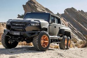 Dreiachsiges Ungetüm auf Jeep-Basis