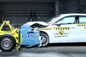 Golf-Brüder A3 und Leon mit fünf Sternen