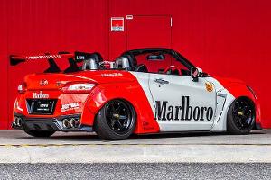 Roadster-Winzling macht auf Formel 1-Godzilla