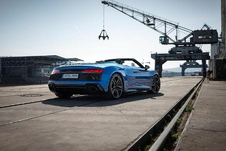 Audi R8 Spyder V10 RWD - Sportwagen - Heckantrieb Audi R8 Spyder V10 RWD - Sportwagen - Heckantrieb