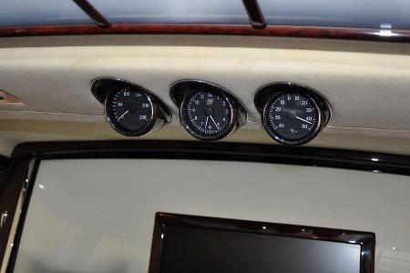 Mercedes 600 Pullman mit Maybach-Innenleben