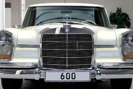 Mercedes 600 Pullman mit Maybach-Innenleben