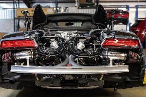 Mit zwei Turbos auf 925 PS