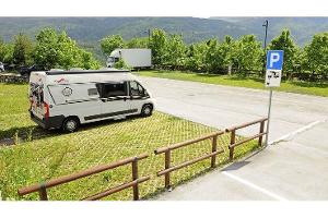 Können Plätze kostenlos storniert werden?