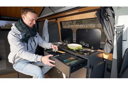 Custom-Bus Camper (2020)